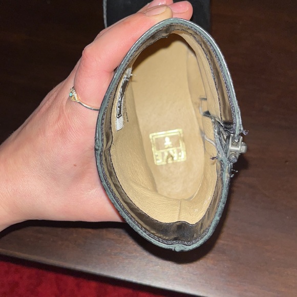 FRYE black leather heeled Moto boots - Picture 8 of 9